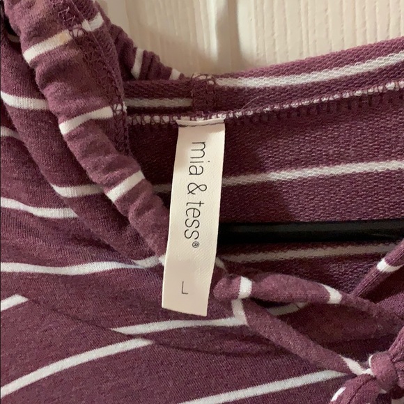 Mia + Tess sweater - Picture 2 of 3